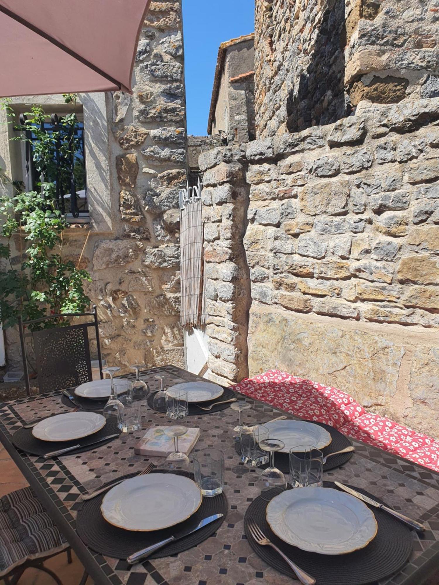 La Barbacane De Cascastel-des-Corbières Exteriér fotografie